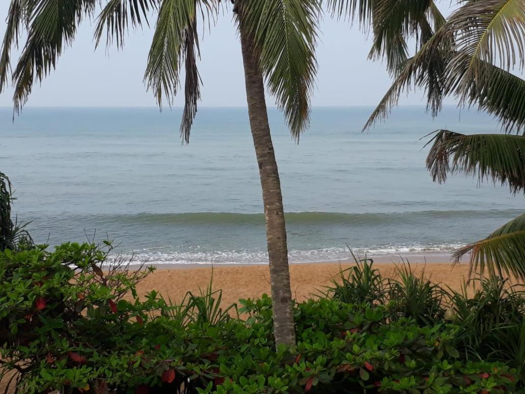 Oyo 246 Roy Villa Beach Hotel Kalutara Exterior foto